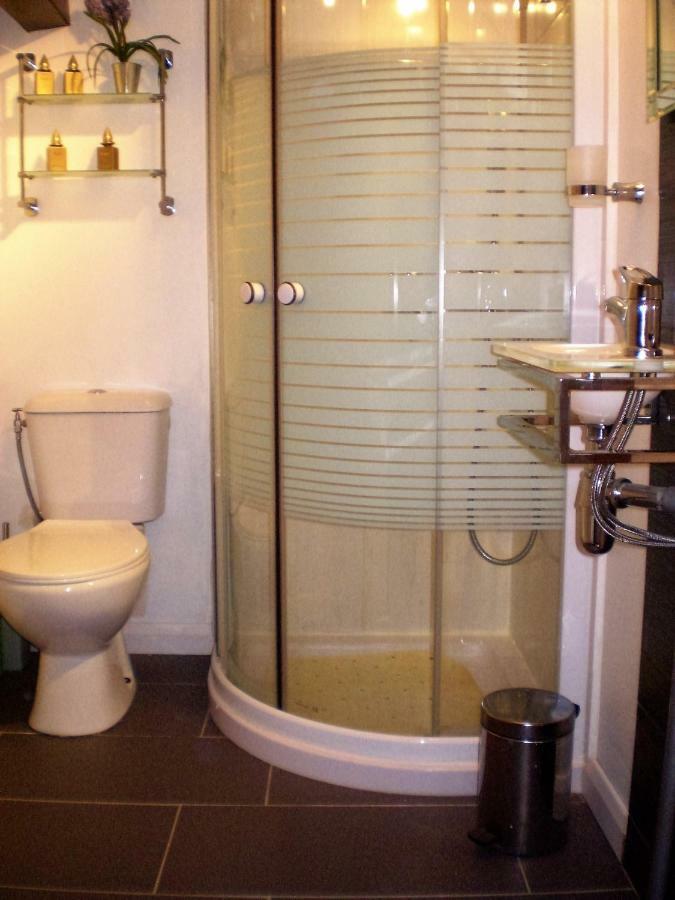 Bed and Breakfast Maison Lavande Сен-Жан-д'Анжели Экстерьер фото